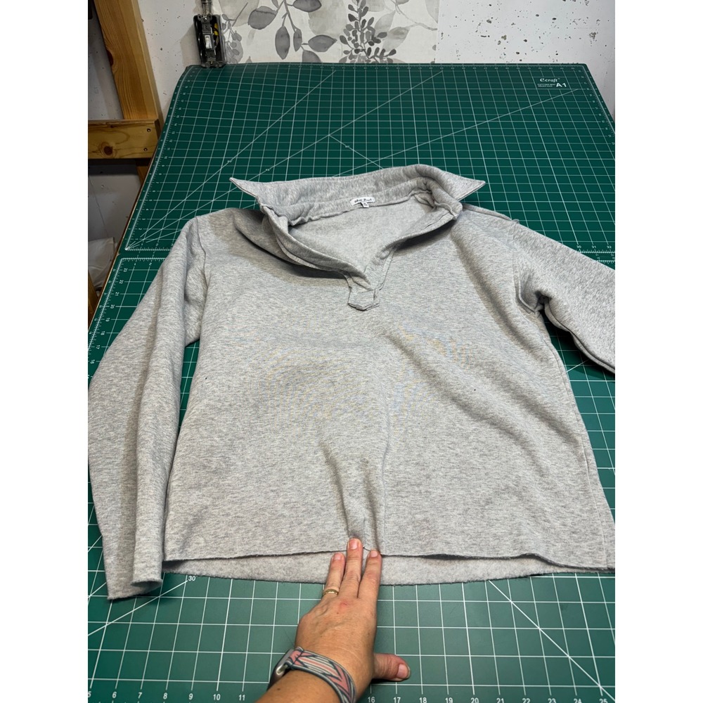 White Birch Womens Heather Gray Notched Collar Raw Hem Pullover Sweatshirt M